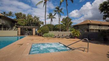 Condo (0 Bedroom) | Property amenity