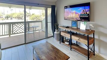 Condo (0 Bedroom) | Servicio de la propiedad