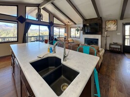 Estúdio (3 Bedrooms) | Comodidades da propriedade