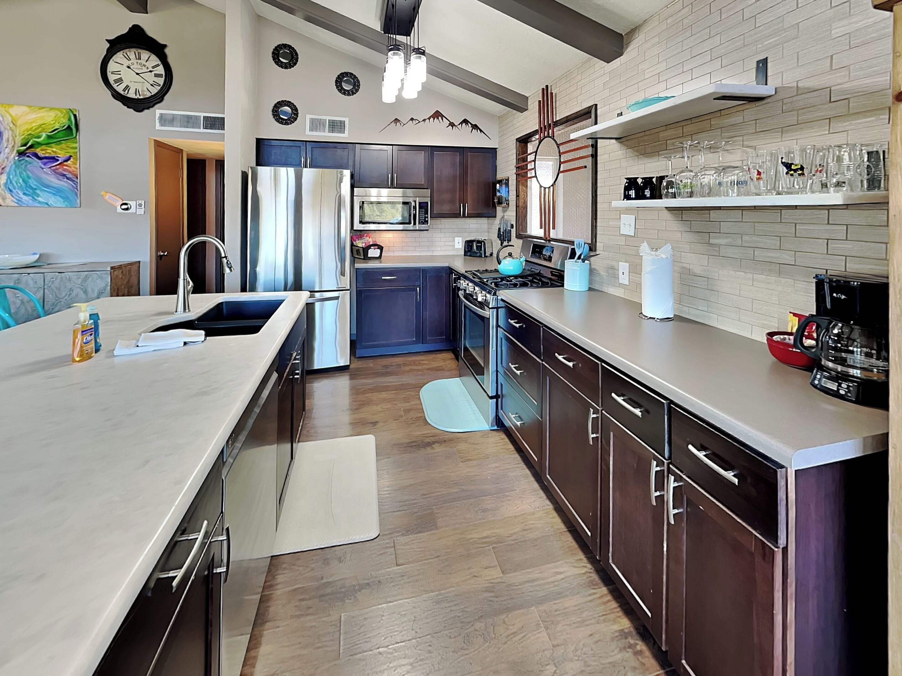 Studio (3 Bedrooms) | Property amenity