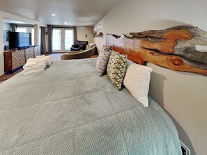 Studio (3 Bedrooms) | Property amenity - Valley View by Ruidoso Vacation Rentals (Ruidoso)