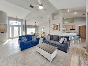 House (3 Bedrooms) | Property amenity