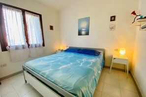 2 Schlafzimmer, Bügeleisen/Bügelbrett