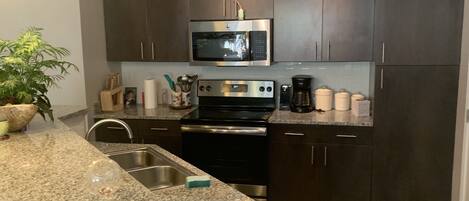 Microwave, dishwasher