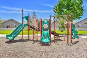 Children’s area - Sweet as a Peach Family Home (Meridian)
