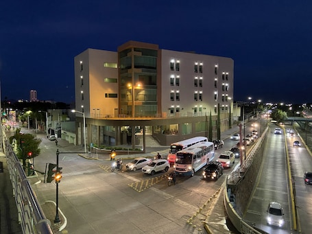 ์๋ฐ ์์ค ์ ๋ฉด