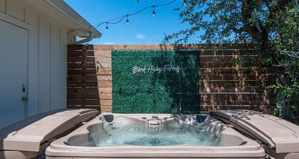 Spring Break | Hot Tub + Farm Stay