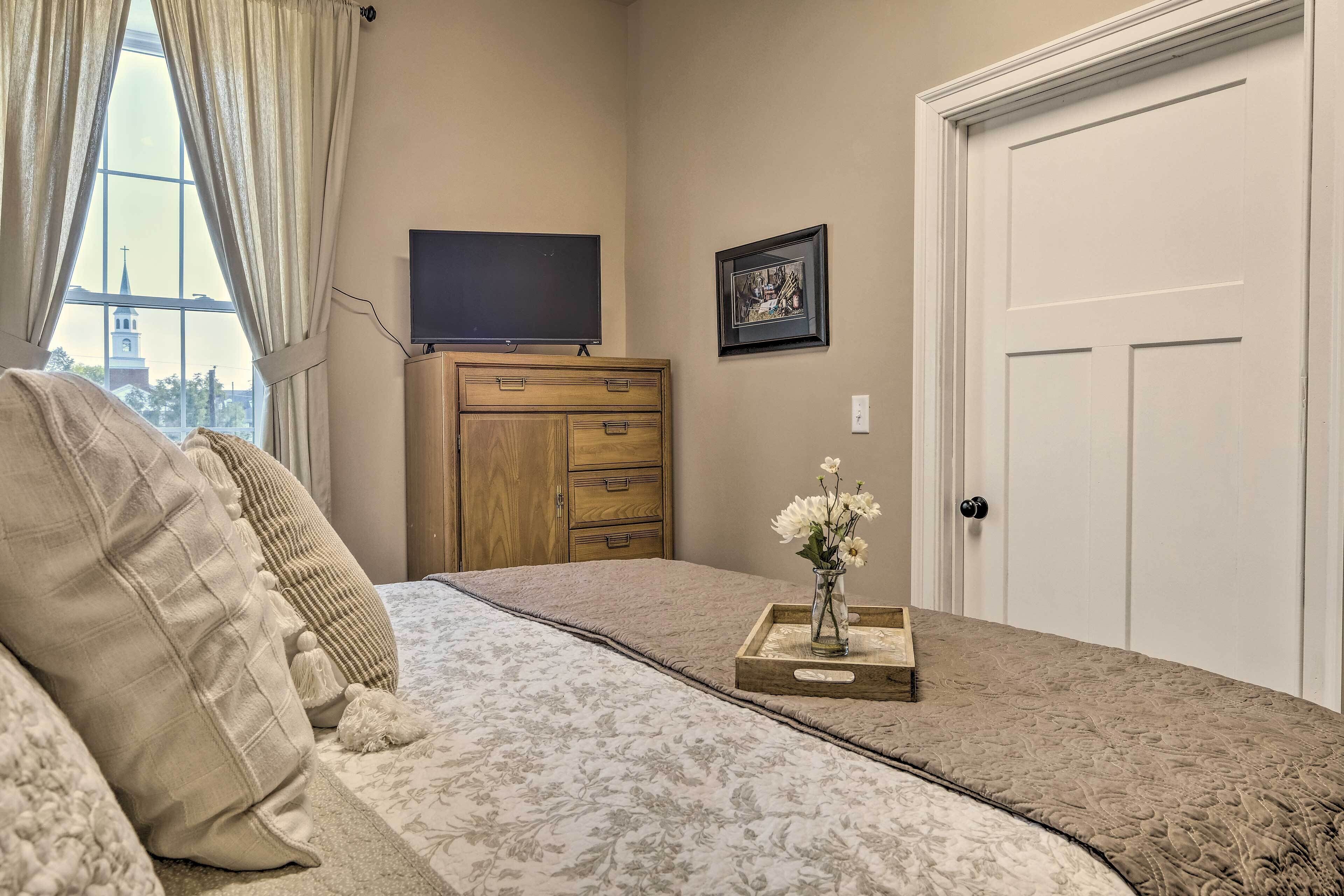 2 bedrooms, desk, laptop workspace, iron/ironing board