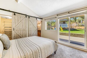 3 bedrooms, iron/ironing board, Internet, bed sheets