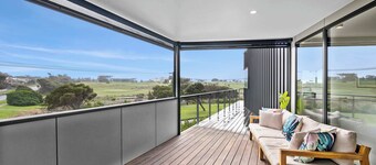 Ocean, Golf Course and Parkland Views 250m to Sand