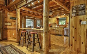 雪櫃、微波爐、焗爐、爐具