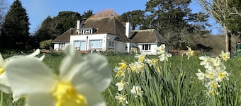 Beautiful Dorset Country House in the Heart of the Stunning Isle of Purbeck