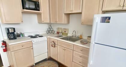 Historic Thomas House Unit B
