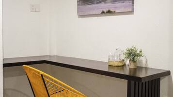 Habitación Grand | Escritorio, espacio para trabajar con laptop y wifi gratis
