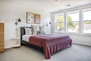 2 室のベッドルーム、アイロン / アイロン台、WiFi、ベッドシーツ