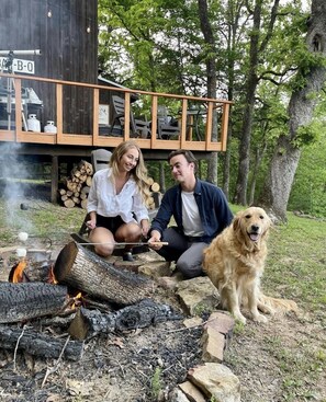 Property grounds - Cabin in the Forest/Mountains (Hackett)