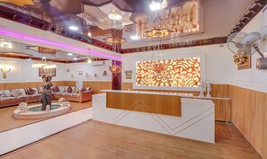 Reception - Treebo Royal Mirage, Bhupatwala (Haridwar)