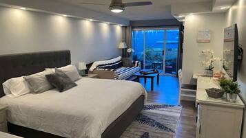 1 chambre, fer et planche Ă repasser, Wi-Fi, draps fournis