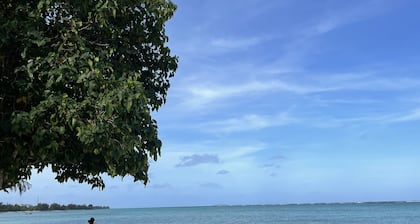 Beautiful Fully Furnished Studio across PauPau Beach