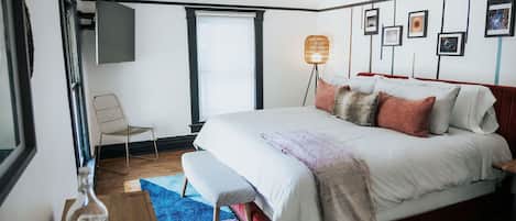 3 bedrooms, travel cot, free WiFi, bed sheets