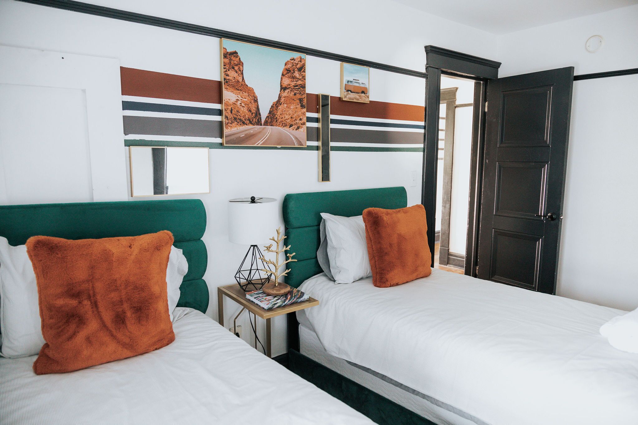 3 Schlafzimmer, Reisekinderbett, kostenloses WLAN, Bettwäsche