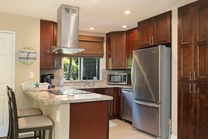 Fridge, microwave, dishwasher, coffee/tea maker