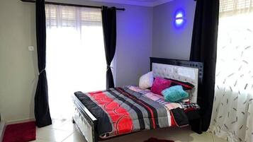 1 bedroom, WiFi, bed sheets