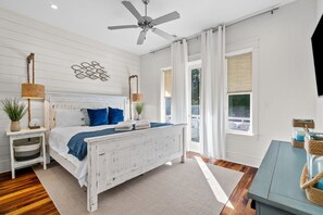 4 habitaciones, tabla de planchar con plancha y cuna de viaje