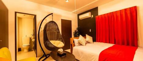 Dobbelt- eller tomannsrom | Strykejern/-brett og wi-fi (inkludert)