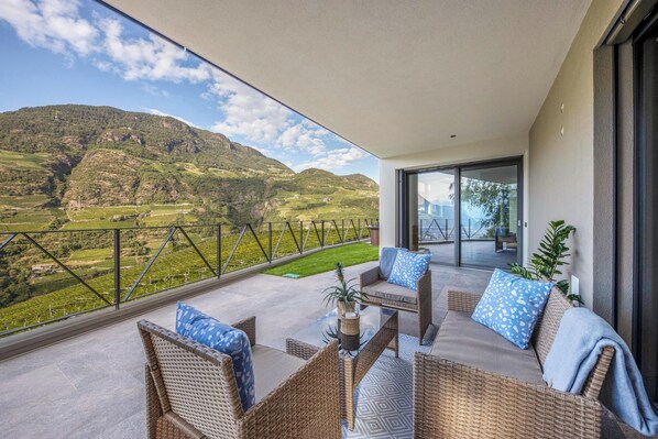 Terrace/patio - New Opening - "Apartment 16" with Mountain View, Terrace & Wi-Fi (Karneid)