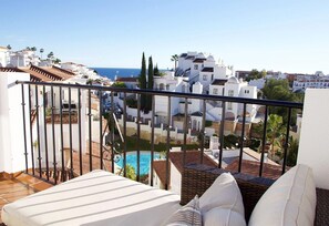 Property grounds - Apartment Valparaiso - Burriana Beach with Sea View, Pool, Wi-Fi, A/C & Terraces (Nerja)