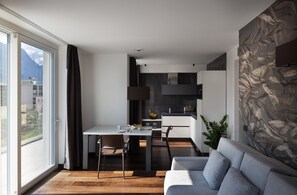 Private kitchen - Aris Apartments & Sky Pool - Tonelli Hotels - Adults Only (Riva del Garda)