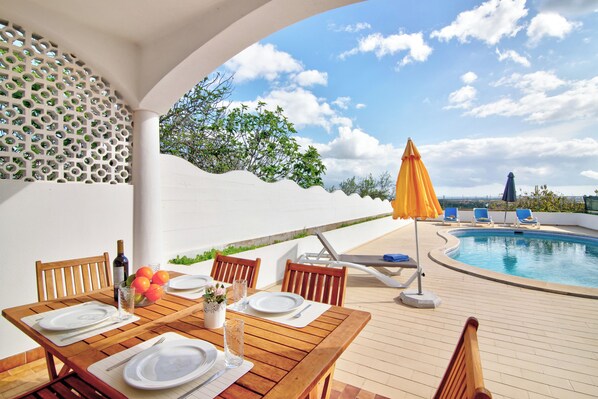 Pool - Villa Casa do Cerro with Pool, Garden & Wi-Fi (Boliqueime)