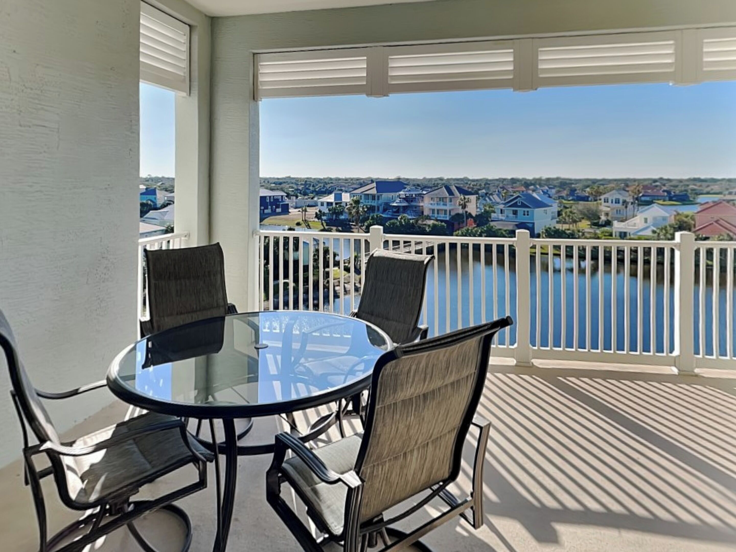 Appart'hôtel (#952 - No Pets) | Restauration extérieure