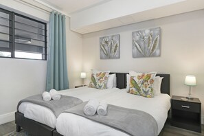 Executive Apartment | 2 bedrooms, free WiFi - Waters Edge 220 (Cape Town)