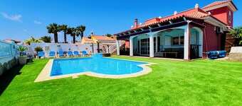 Luxury Villa on Golf Resort