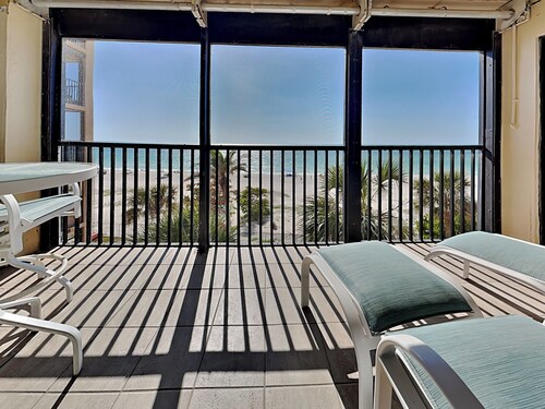 Reflections on the Gulf by Distinctive Beach Rentals