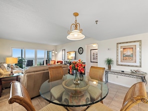 Condo (2 Bedrooms) | Servicio de la propiedad