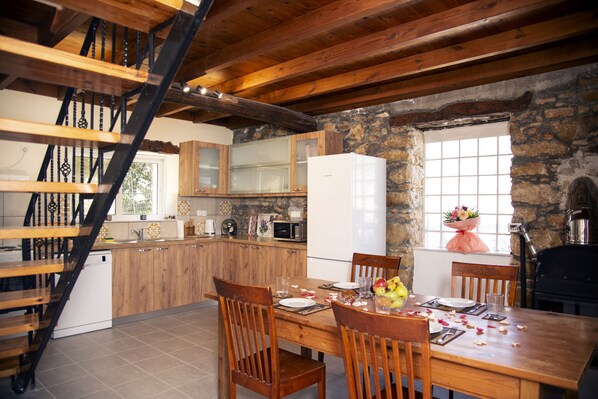 تناول الطعام