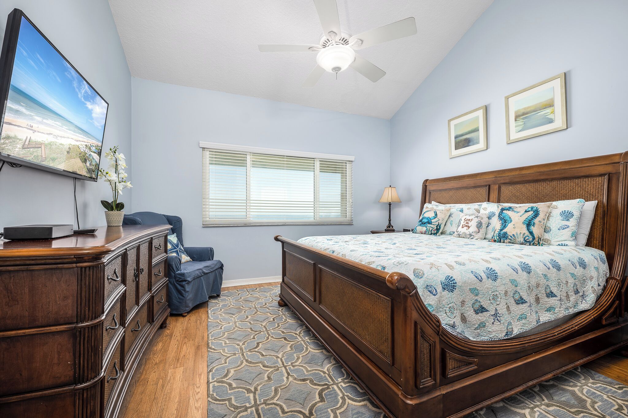 Condo (2 Bedrooms) | Property amenity