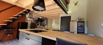 Charming Studio in Renovated Barn with Private Courtyard and Mezzanine