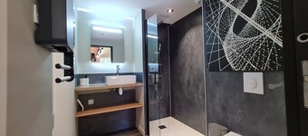 Encantador estudio en granja renovada con jardín privado, cerca de un gîte, WiFi y aparcamiento