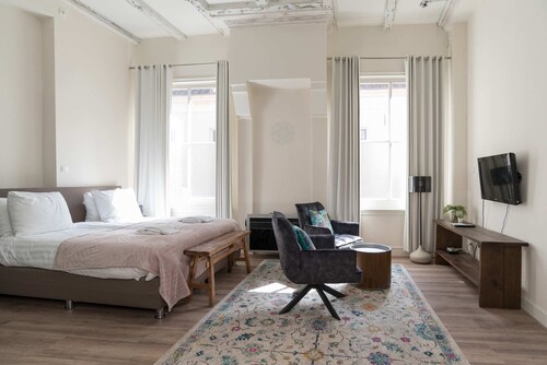 1001 Nights Boutique Lofts 1
