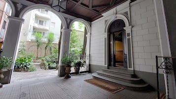 住宿正面