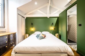 1 bedroom, free WiFi, bed sheets