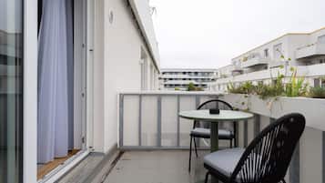 Suite XL with balcony & courtyard view | 露台