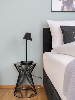 Suite XL with balcony & courtyard view | Decoración individual, wifi gratis, ropa de cama