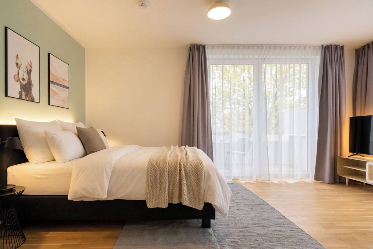 Suite XL with balcony & courtyard view | Wifi gratis, decoración individual, ropa de cama