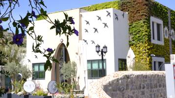 Fachada de la propiedad