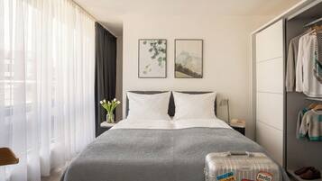 1 bedroom, free WiFi, bed sheets